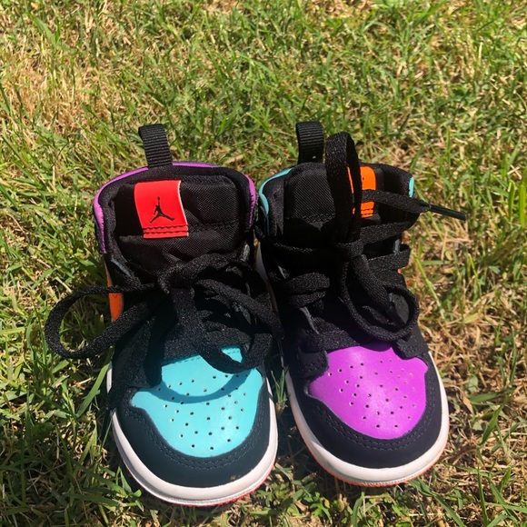 Toddler Colorful Authentic Jordans *GOOD DEAL* - Picture 4 of 7